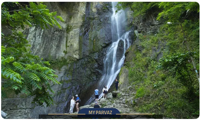 آبشار ماخونتستی  باتومی
